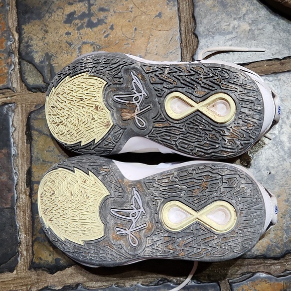 Nike Kyree Infinity 7 Youth - Picture 8 of 10